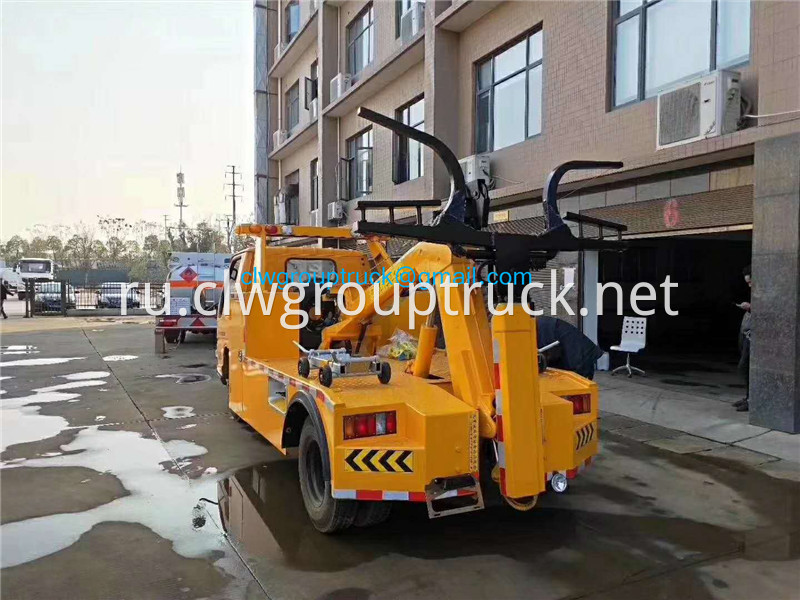 Wrecker Truck 5